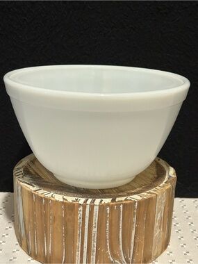 Vintage Pyrex Opal White 401 Nesting Mixing Bowl Ovenware Made USA